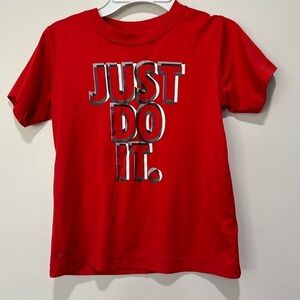 Boys Nike t-shirt